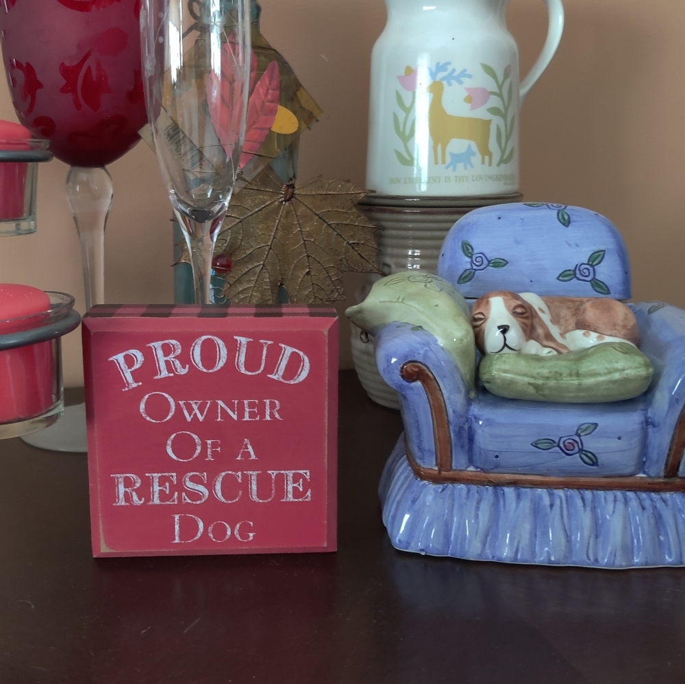 🗺️ Wooden Box Sign Proud Owner of a Rescue Dog - Picture 2 of 7